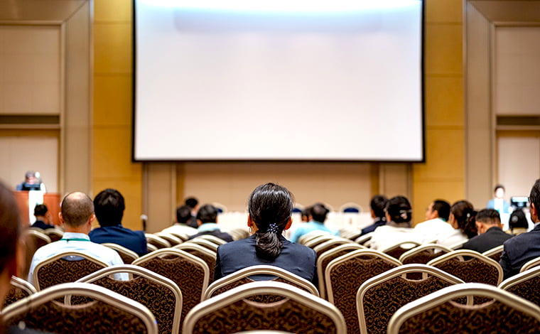 臨時株主総会・種類株主総会の開催方法・スケジュールを解説